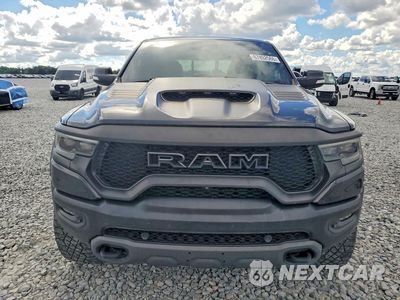 Piąte zdjęcie samochodu w środku: 2021 RAM 1500 TRX VIN:1C6SRFU96MN901626 - miniatura