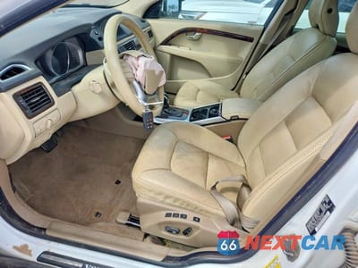 Zdjęcie 7 z 13 samochodu: 2015 VOLVO XC70 T6 PREMIER+ VIN:YV4902NC4F1198488 - miniatura