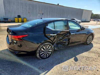 Trzecie zdjęcie samochodu z tyłu: 2025 NISSAN ALTIMA SV VIN:1N4BL4DV8SN384036 - miniatura