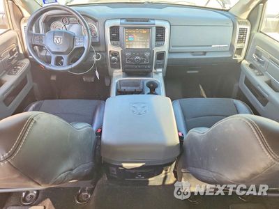 Zdjęcie 8 z 12 samochodu: 2017 RAM 1500 SLT VIN:1C6RR6LT8HS662549 - miniatura