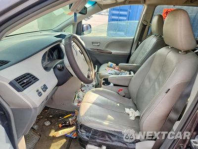 Zdjęcie 7 z 13 samochodu: 2012 TOYOTA SIENNA XLE 8-PASSENGER VIN:5TDYK3DC8CS268234 - miniatura