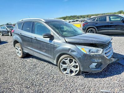 Czwarte zdjęcie samochodu z boku: 2019 FORD ESCAPE TITANIUM VIN:1FMCU0J94KUB58475 - miniatura
