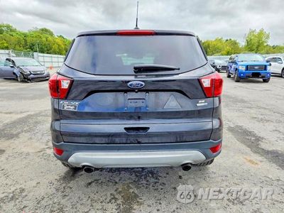 Zdjęcie 6 z 13 samochodu: 2019 FORD ESCAPE SE VIN:1FMCU9GDXKUB83929 - miniatura