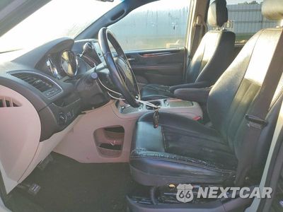 Zdjęcie 7 z 13 samochodu: 2017 DODGE GRAND CARAVAN SXT VIN:2C4RDGCG9HR807633 - miniatura