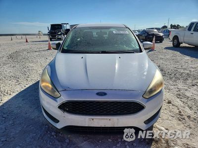 Piąte zdjęcie samochodu w środku: 2017 FORD FOCUS SE VIN:1FADP3F27HL270897 - miniatura