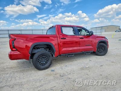 Trzecie zdjęcie samochodu z tyłu: 2025 TOYOTA TUNDRA SR5 VIN:5TFLA5DB5SX293861 - miniatura
