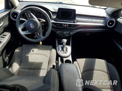 Zdjęcie 8 z 12 samochodu: 2020 KIA FORTE LXS VIN:3KPF24AD4LE206625 - miniatura