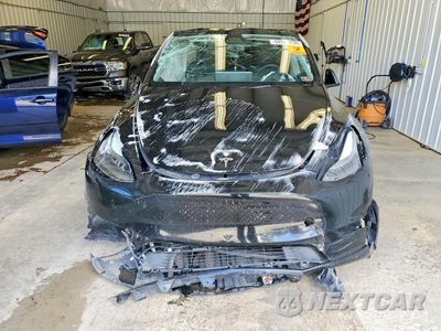 Piąte zdjęcie samochodu w środku: 2023 TESLA MODEL Y VIN:7SAYGDEE5PA200667 - miniatura