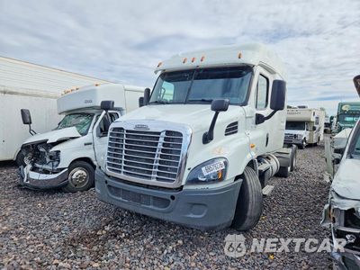 2020 FREIGHTLINER CASCADIA 113 SEMI TRUCK 3AKJGHDV8LDLN6494 - główne zdjęcie licytacji z USA - miniatura
