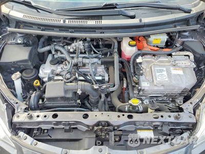 Zdjęcie 12 z 13 samochodu: 2014 TOYOTA PRIUS C TWO VIN:JTDKDTB38E1575177 - miniatura