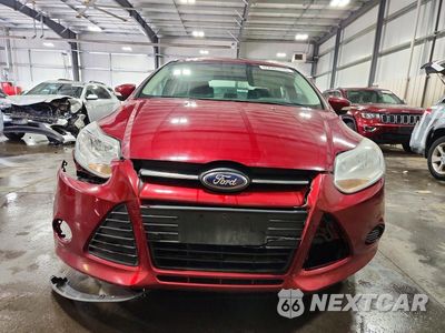 Piąte zdjęcie samochodu w środku: 2013 FORD FOCUS SE VIN:1FADP3F27DL306274 - miniatura