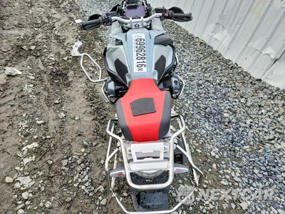 Zdjęcie 6 z 8 samochodu: 2020 BMW R 1250 GS ADVENTURE VIN:WB10J5308LZF79261 - miniatura