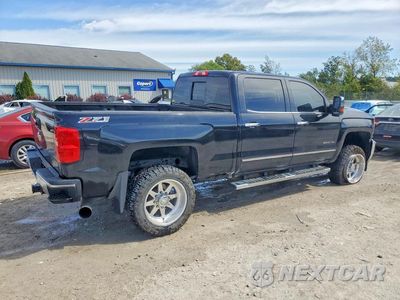 Trzecie zdjęcie samochodu z tyłu: 2016 CHEVROLET SILVERADO K2500 HEAVY DUTY LTZ VIN:1GC1KWE8XGF154402 - miniatura