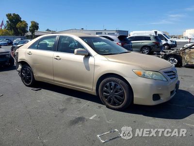 Czwarte zdjęcie samochodu z boku: 2011 TOYOTA CAMRY LE VIN:4T1BF3EK2BU746623 - miniatura