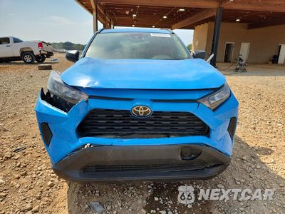 Piąte zdjęcie samochodu w środku: 2019 TOYOTA RAV4 LE VIN:2T3H1RFV0KW051083 - miniatura