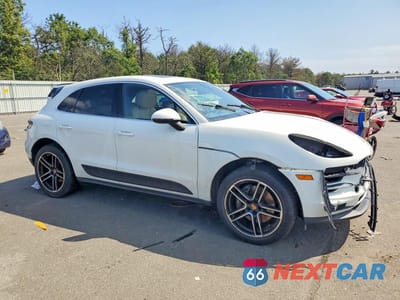 Czwarte zdjęcie samochodu z boku: 2019 PORSCHE MACAN S VIN:WP1AB2A57KLB32550 - miniatura