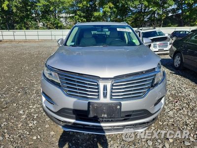 Piąte zdjęcie samochodu w środku: 2017 LINCOLN MKC PREMIERE VIN:5LMCJ1D99HUL62737 - miniatura
