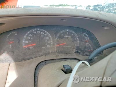 Zdjęcie 9 z 13 samochodu: 2001 FORD EXPEDITION XLT VIN:1FMPU16L31LA55483 - miniatura