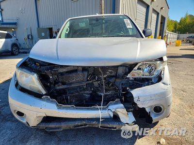 Piąte zdjęcie samochodu w środku: 2016 NISSAN FRONTIER SV VIN:1N6AD0ER0GN731182 - miniatura