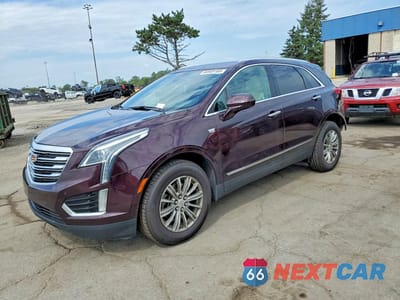 2017 CADILLAC XT5 LUXURY 1GYKNDRS8HZ314342 - główne zdjęcie licytacji z USA - miniatura