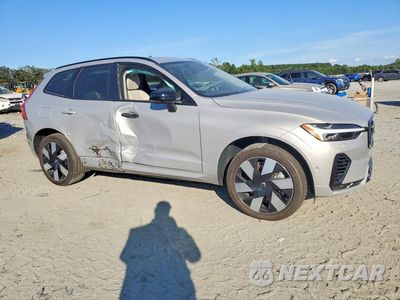 Czwarte zdjęcie samochodu z boku: 2024 VOLVO XC60 PLUS VIN:YV4H60DL7R1767029 - miniatura