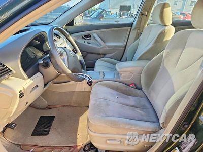 Zdjęcie 7 z 12 samochodu: 2010 TOYOTA CAMRY LE VIN:4T1BF3EK1AU543625 - miniatura