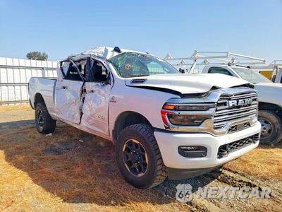 Czwarte zdjęcie samochodu z boku: 2026 RAM 2500 LARAMIE VIN:3C63R5FL1TG206369 - miniatura