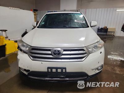 Piąte zdjęcie samochodu w środku: 2013 TOYOTA HIGHLANDER LIMITED VIN:5TDDK3EH1DS181253 - miniatura