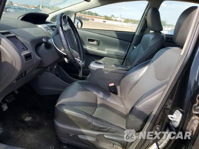 Zdjęcie 7 z 12 samochodu: 2013 TOYOTA PRIUS V FIVE VIN:JTDZN3EU6D3190171 - miniatura