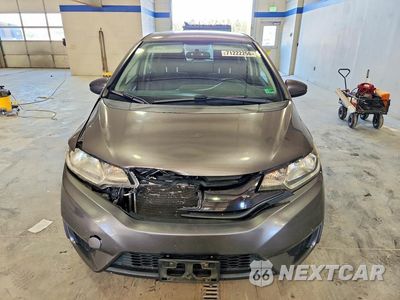 Piąte zdjęcie samochodu w środku: 2017 HONDA FIT LX VIN:JHMGK5H5XHS009454 - miniatura