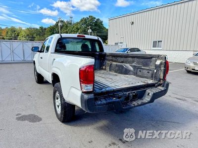 Drugie zdjęcie samochodu z przodu: 2016 TOYOTA TACOMA SR VIN:5TFRX5GN3GX064259 - miniatura