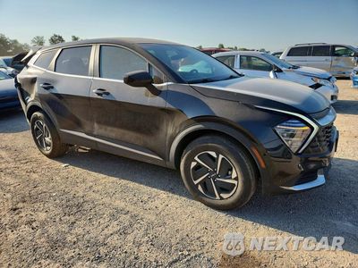 Czwarte zdjęcie samochodu z boku: 2024 KIA SPORTAGE LX VIN:KNDPUCDG5R7161010 - miniatura