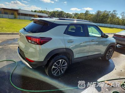 Trzecie zdjęcie samochodu z tyłu: 2026 CHEVROLET TRAILBLAZER LT VIN:KL79MPSL5TB096905 - miniatura