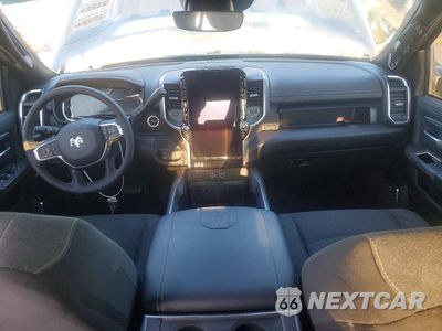 Zdjęcie 8 z 12 samochodu: 2026 RAM 2500 LARAMIE VIN:3C63R5FLXTG163439 - miniatura