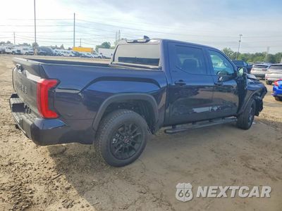 Trzecie zdjęcie samochodu z tyłu: 2026 TOYOTA TUNDRA SR5 VIN:5TFLA5DB3TX422391 - miniatura