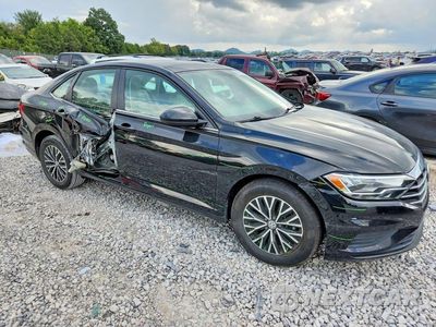 Czwarte zdjęcie samochodu z boku: 2019 VOLKSWAGEN JETTA S VIN:3VWC57BU3KM233584 - miniatura