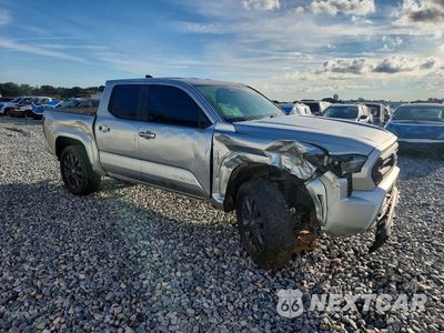 Czwarte zdjęcie samochodu z boku: 2024 TOYOTA TACOMA SR5 VIN:3TYLB5JN6RT041326 - miniatura