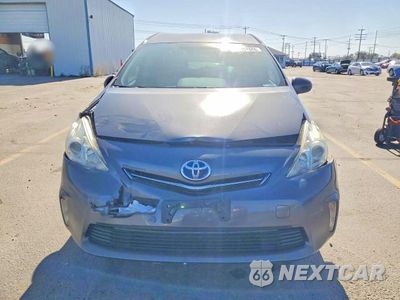 Piąte zdjęcie samochodu w środku: 2014 TOYOTA PRIUS V THREE VIN:JTDZN3EU3E3291606 - miniatura