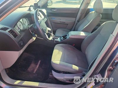 Zdjęcie 7 z 12 samochodu: 2007 CHRYSLER 300 VIN:2C3LA43R07H871356 - miniatura