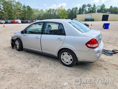 Drugie zdjęcie samochodu z przodu: 2010 NISSAN VERSA 1.8 S VIN:3N1BC1AP1AL368177 - miniatura