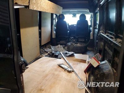 Zdjęcie 10 z 13 samochodu: 2021 RAM PROMASTER 2500 DELIVERY VAN VIN:3C6LRVDG8ME534701 - miniatura