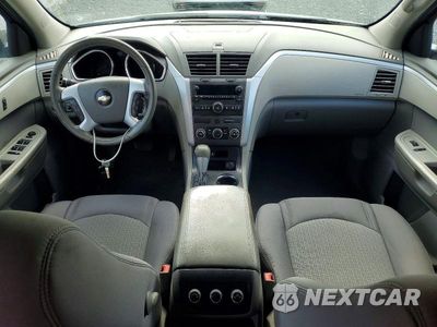 Zdjęcie 8 z 13 samochodu: 2010 CHEVROLET TRAVERSE LS VIN:1GNLREED3AS127155 - miniatura
