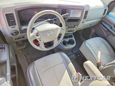 Zdjęcie 8 z 12 samochodu: 2019 NISSAN NV2500 DELIVERY VAN VIN:1N6BF0KY6KN806633 - miniatura