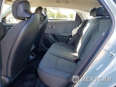 Zdjęcie 10 z 12 samochodu: 2025 KIA K4 LXS VIN:3KPFT4DE4SE150797 - miniatura