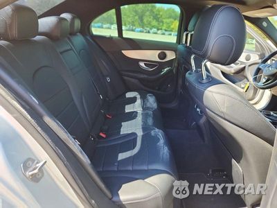Zdjęcie 10 z 12 samochodu: 2018 MERCEDES-BENZ C 300 VIN:55SWF4JBXJU238410 - miniatura