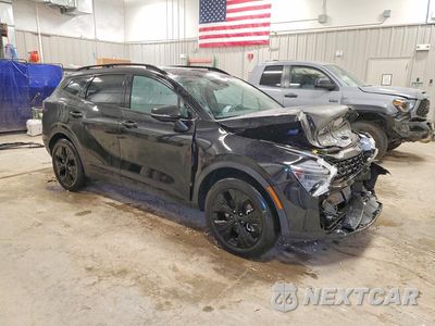 Czwarte zdjęcie samochodu z boku: 2025 KIA SPORTAGE X LINE VIN:5XYK6CDF1SG255065 - miniatura