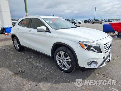 Czwarte zdjęcie samochodu z boku: 2018 MERCEDES-BENZ GLA 250 VIN:WDCTG4EB3JJ484021 - miniatura