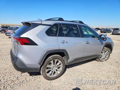 Trzecie zdjęcie samochodu z tyłu: 2019 TOYOTA RAV4 XLE PREMIUM VIN:2T3A1RFV4KW048236 - miniatura