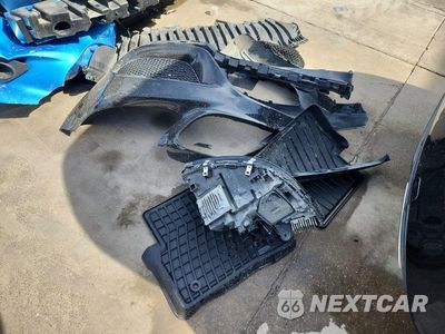 Zdjęcie 12 z 13 samochodu: 2018 MERCEDES-BENZ C 300 VIN:55SWF4JB1JU251983 - miniatura