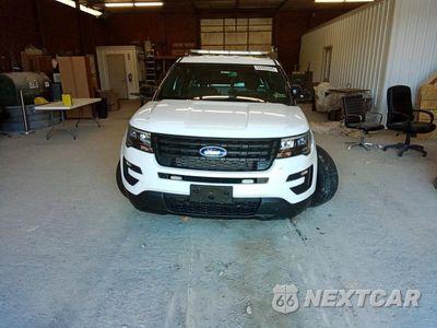 Piąte zdjęcie samochodu w środku: 2019 FORD EXPLORER POLICE INTERCEPTOR VIN:1FM5K8AR9KGA29806 - miniatura